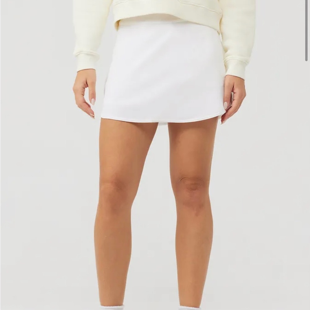 White Outdoor voices the exercise skort 3”